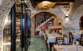 Il Casato Deluxe Rooms